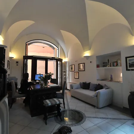 Hotell Rivoli 3*