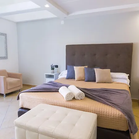 Rivoli Hotell 3*