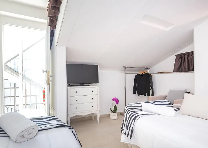 Ξενοδοχείο Rivoli 3*